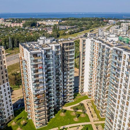 Sucha 37 Nowa Letnica Apartments By Renters กดัญสก์ ภายนอก รูปภาพ