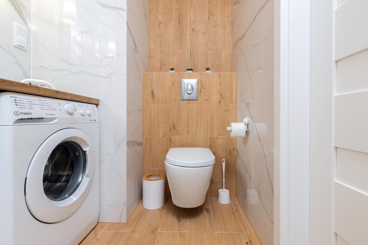 Sucha 37 Nowa Letnica Apartments By Renters กดัญสก์ ภายนอก รูปภาพ